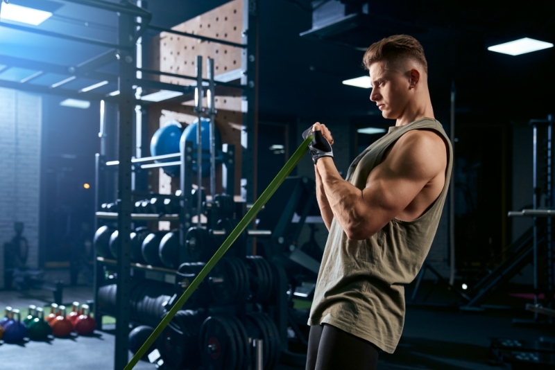 Fitness Salonu ile Sağlıklı Yaşama Adım Atın: Formda Kalın, Kilo Verin, Kas Kazanın