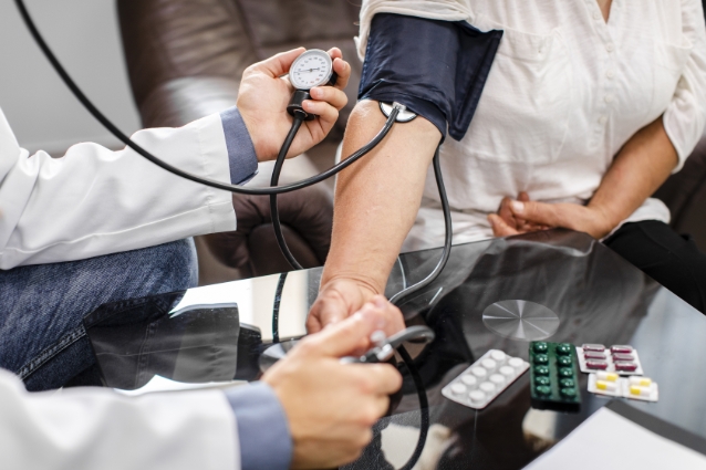 Tansiyon Hastalığıyla Yaşamak: Ne Zaman Doktora Görünmeliyim?